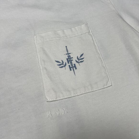 Knickerbocker Fountainhead NY Globe Pocket T-Shirt SIZE S Milk White Cotton Top - Picture 7 of 10